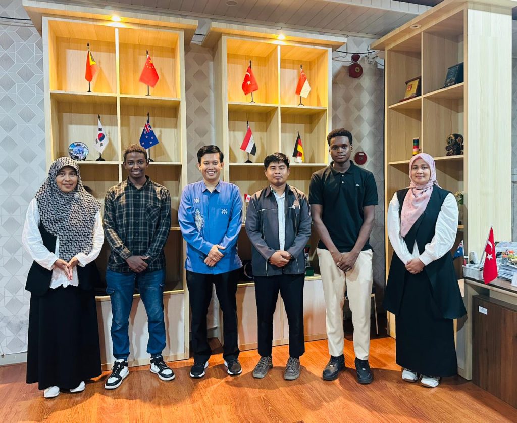 Benchmarking Visit Strengthens Collaboration Between UIN Alauddin Makassar and IAIN Manado